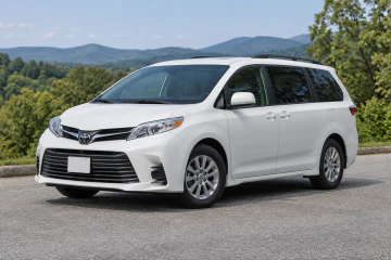Toyota Sienna 2020 photo 2